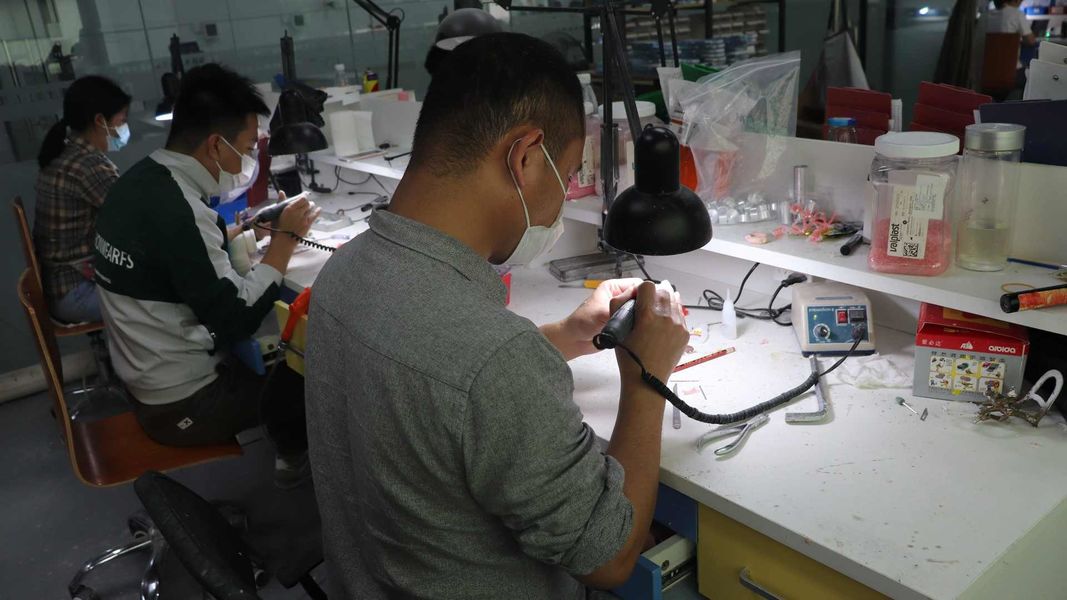 Standard Dental Lab Co., Limited lini produksi pabrikan