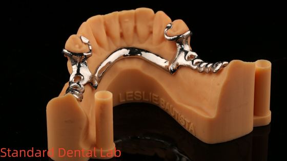 Beli Logam Bagian Cobalt Chrome Gigi Gigi Ivoclar Scheftner Nyaman China Dental Lab pembuatan online